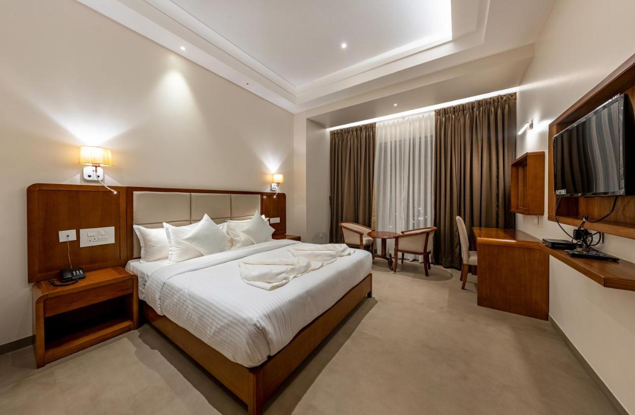 Hotel Grand Regal Chandoli Exterior foto